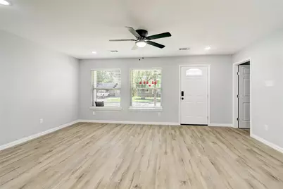 1107 Valerie Avenue, Pasadena, TX 77502 - Photo 2