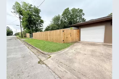 905 Persimmon Avenue, Lufkin, TX 75904 - Photo 8
