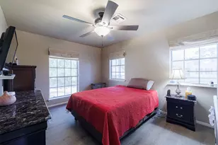 8119 Birchglen Ln, Houston, TX 77070 - Photo 16