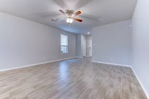 24803 Russet Bluff Trl, Houston, TX 77336 - Photo 14