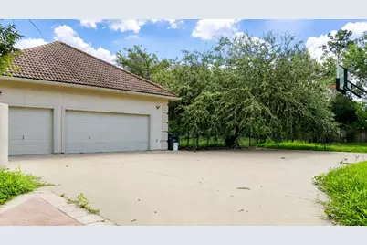 43 Wincrest Falls Drive, Cypress, TX 77429 - Photo 20