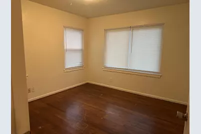 116 Forest Oaks Lane, Lake Jackson, TX 77566 - Photo 8