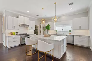 11210 Ivyridge Rd, Houston, TX 77043 - Photo 18