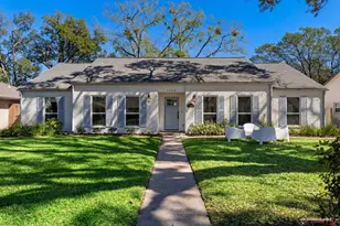 11210 Ivyridge Rd, Houston, TX 77043 - Photo 2