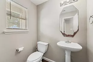 18910 Remington Mill Dr, Houston, TX 77073 - Photo 10