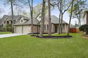 22 Wimberly Way, The Woodlands, TX 77385 - Photo 2