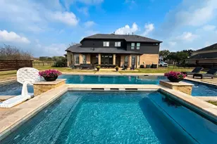 8906 Majesty Ln, Richmond, TX 77469 - Photo 6