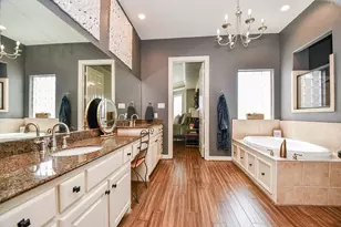 8906 Majesty Ln, Richmond, TX 77469 - Photo 44