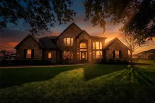 8906 Majesty Ln, Richmond, TX 77469 - Photo 4