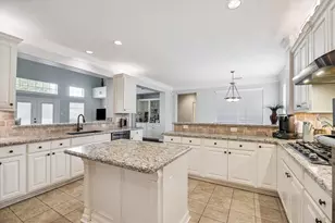 76 Champion Villa Dr, Houston, TX 77069 - Photo 12