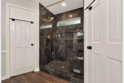 16 Mayfair Grove Court, The Woodlands, TX 77381 - Photo 32