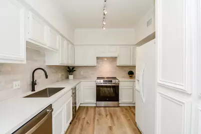 820 Harold Street, Houston, TX 77006 - Photo 6
