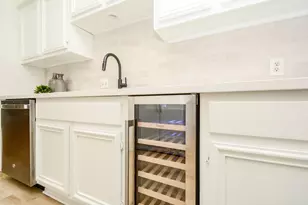 820 Harold St, Houston, TX 77006 - Photo 10