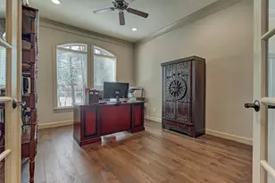 87 S Veilwood Cir, The Woodlands, TX 77382 - Photo 24