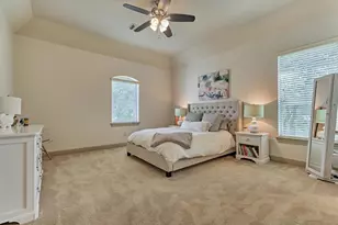 87 S Veilwood Cir, The Woodlands, TX 77382 - Photo 30