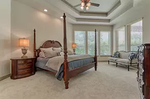 87 S Veilwood Cir, The Woodlands, TX 77382 - Photo 16