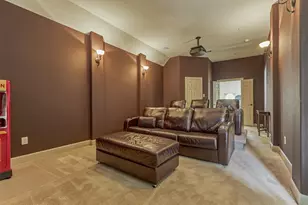 87 S Veilwood Cir, The Woodlands, TX 77382 - Photo 36