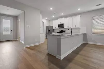 21520 Bluebonnet Bay Drive, Magnolia, TX 77354 - Photo 2