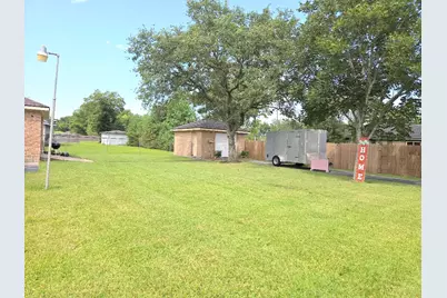5000 Brockleigh Street, La Marque, TX 77568 - Photo 18
