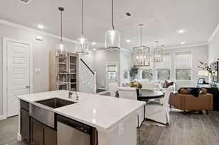 10612 Centre Glade Dr, Houston, TX 77043 - Photo 8