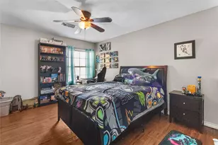 1011 Iowa St, South Houston, TX 77587 - Photo 8