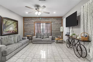 1011 Iowa St, South Houston, TX 77587 - Photo 4