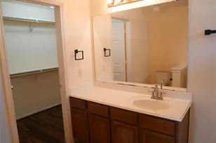 4923 Callery Creek Dr, Houston, TX 77053 - Photo 16