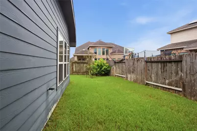 10406 Sill Prairie Drive, Rosharon, TX 77583 - Photo 30
