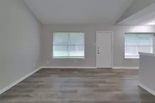12211 Haroldson Forest Dr, Houston, TX 77044 - Photo 2