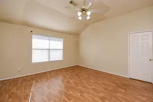 2235 Heatherwood Dr, Missouri City, TX 77489 - Photo 12