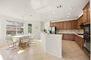3221 Gable Park Ln, Pearland, TX 77581 - Photo 4