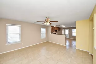 2627 Skyview Shadows Ct, Houston, TX 77047 - Photo 12