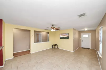 2627 Skyview Shadows Court, Houston, TX 77047 - Photo 10