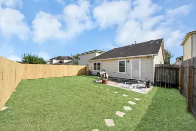 2627 Skyview Shadows Court, Houston, TX 77047 - Photo 44