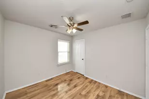 2627 Skyview Shadows Ct, Houston, TX 77047 - Photo 30