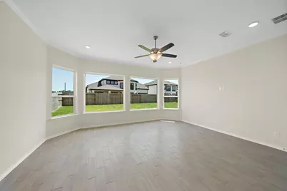 9806 Oakwood Trail, Missouri City, TX 77459 - Photo 12