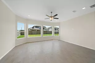9806 Oakwood Trl, Missouri City, TX 77459 - Photo 12