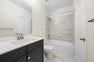 9806 Oakwood Trl, Missouri City, TX 77459 - Photo 28