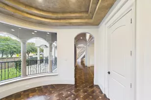 4003 Dumbarton St, Houston, TX 77025 - Photo 2