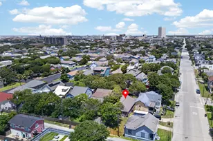 1805 Ave N 1/2, Galveston, TX 77550 - Photo 32