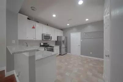 23 Endor Forest Place, The Woodlands, TX 77382 - Photo 8