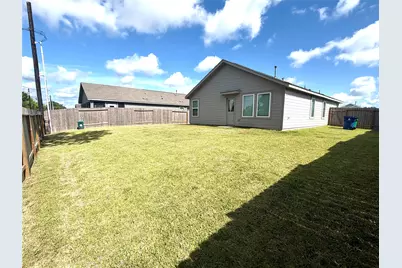 244 Houston Avenue, Angleton, TX 77515 - Photo 4