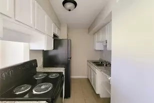 3206 Lobit Dr, Dickinson, TX 77539 - Photo 6