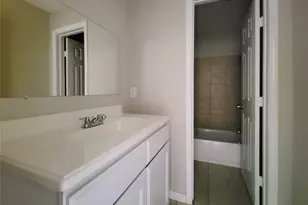 3206 Lobit Dr, Dickinson, TX 77539 - Photo 12