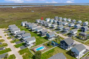 1094 Cedar Ln, Gilchrist, TX 77617 - Photo 40