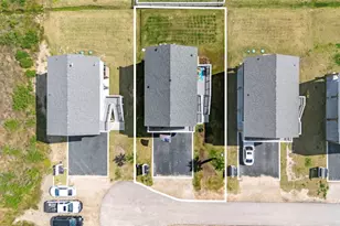 1094 Cedar Ln, Gilchrist, TX 77617 - Photo 38