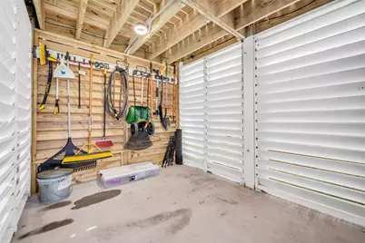 1094 Cedar Lane, Gilchrist, TX 77617 - Photo 26