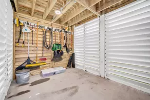 1094 Cedar Ln, Gilchrist, TX 77617 - Photo 26