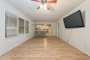 1014 48th St, Galveston, TX 77550 - Photo 12