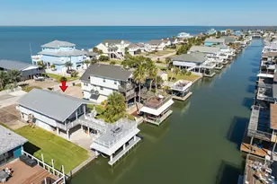 21911 Guadalupe Dr, Galveston, TX 77554 - Photo 2